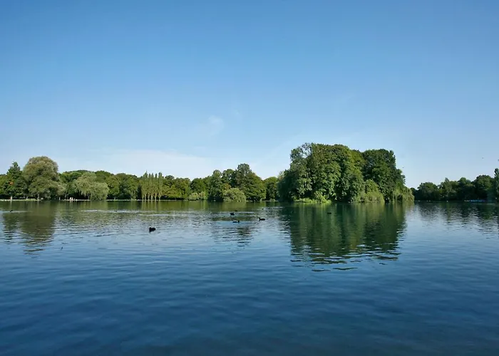 Hotel Biederstein Am Englischen Garten